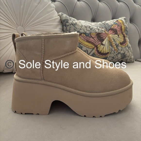 UGG Classic Ultra Mini Boots New Heights Mustard Seed - Picture 1 of 12